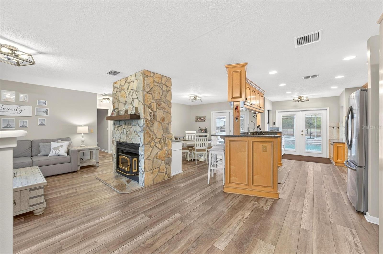 NORTH STAR RANCHETTES - Residential