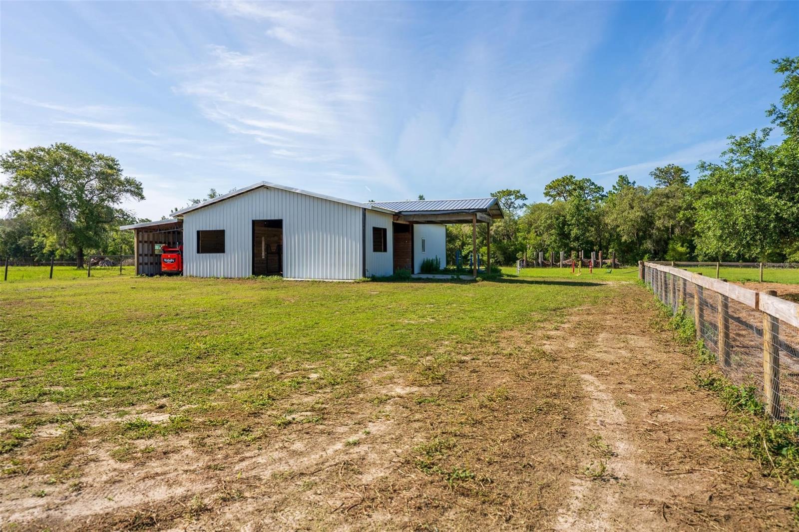 NORTH STAR RANCHETTES - Residential