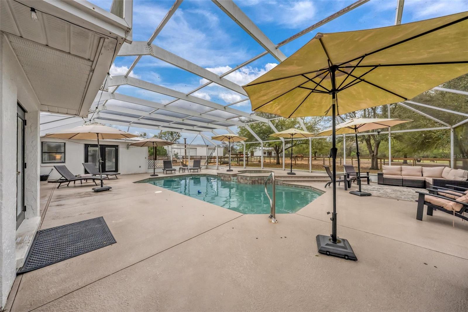 NORTH STAR RANCHETTES - Residential