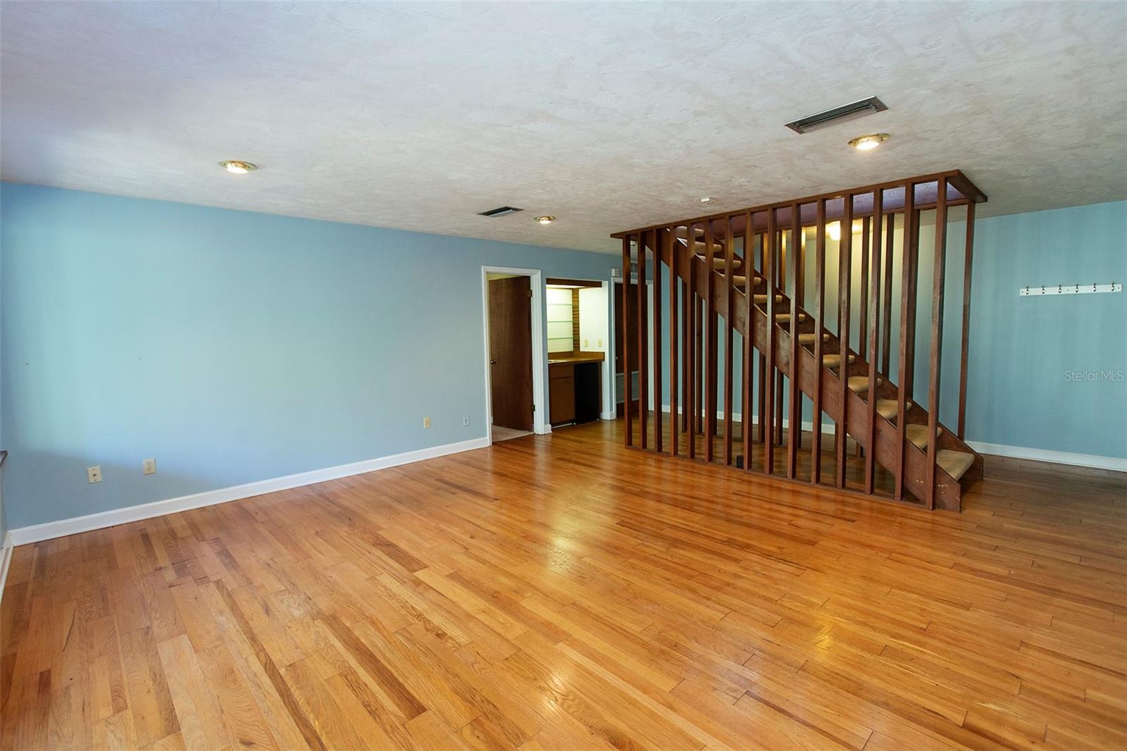 MAPLE HILL - Residential Lease