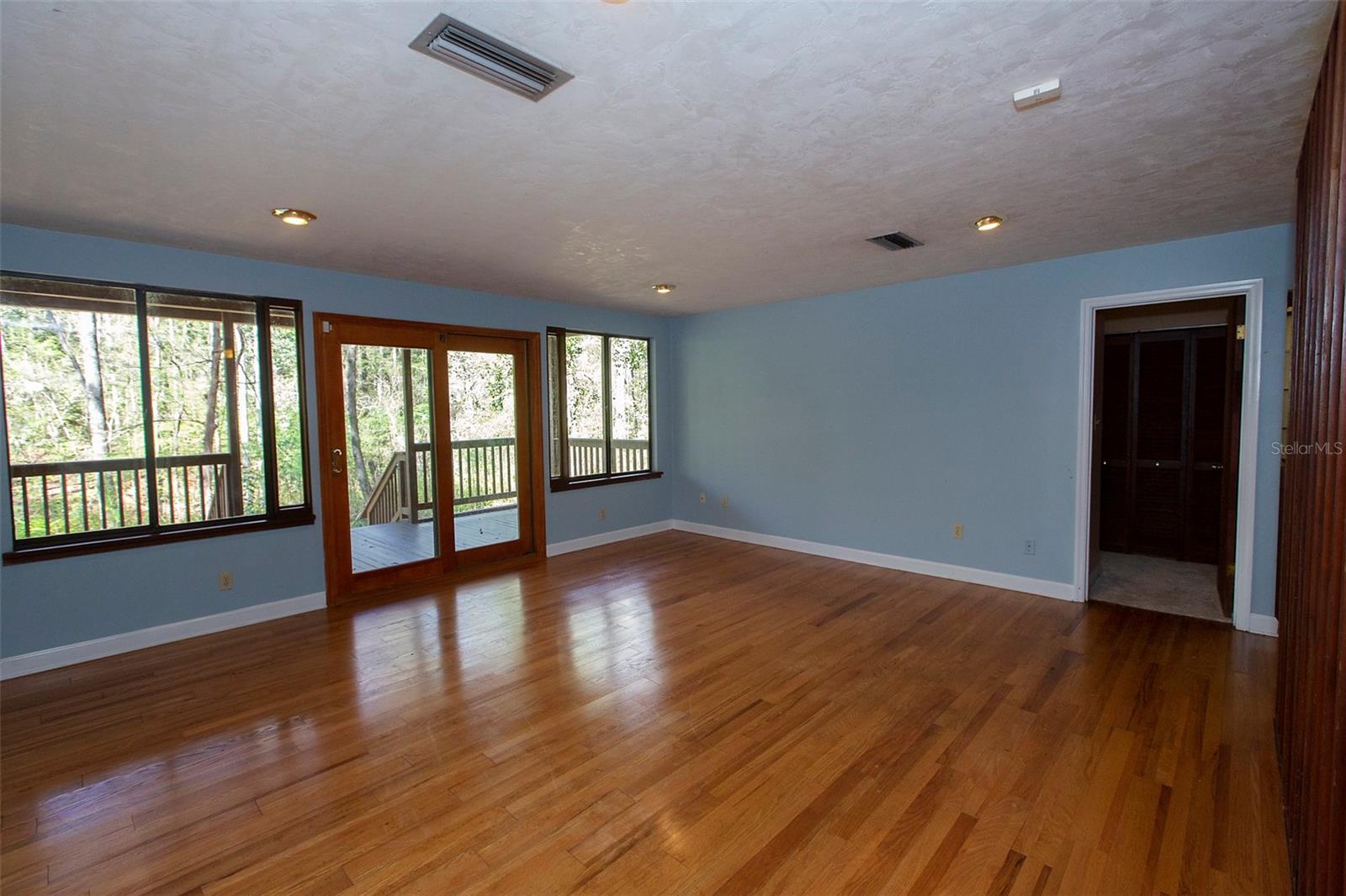 MAPLE HILL - Residential Lease