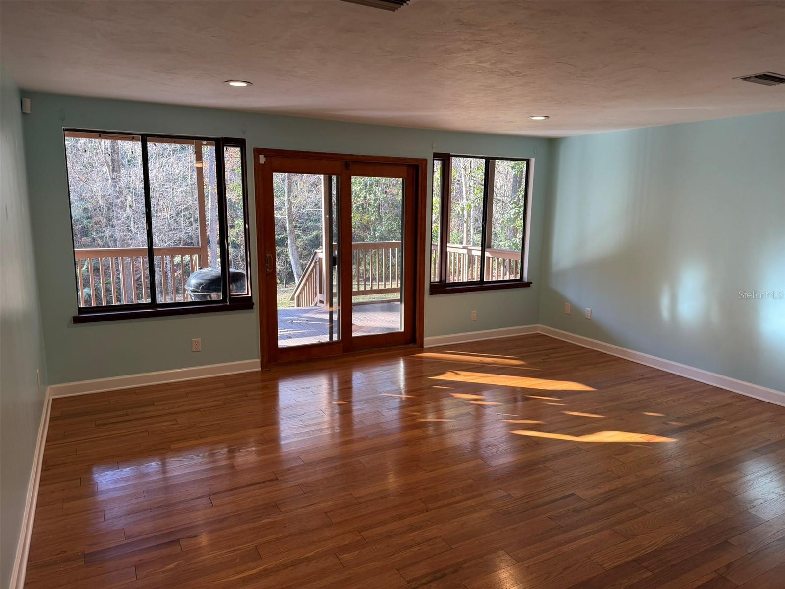 MAPLE HILL - Residential Lease