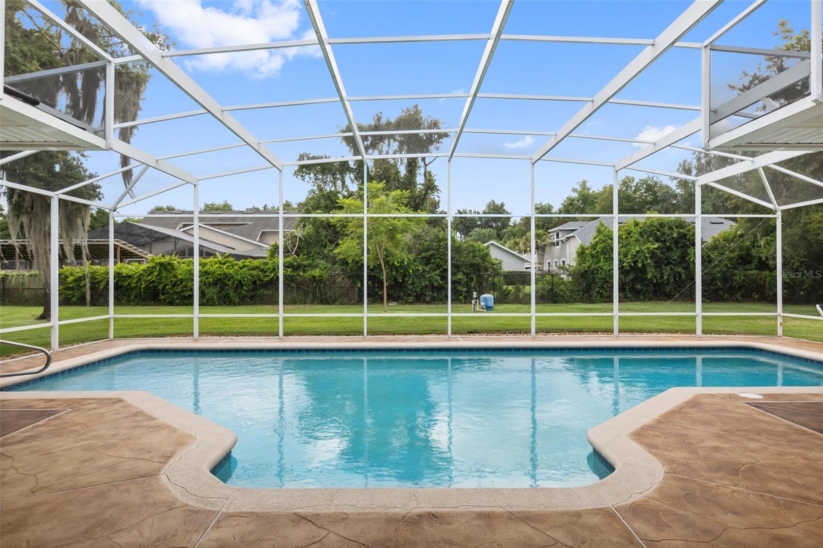 SQUIRREL POINT SUB - Residential