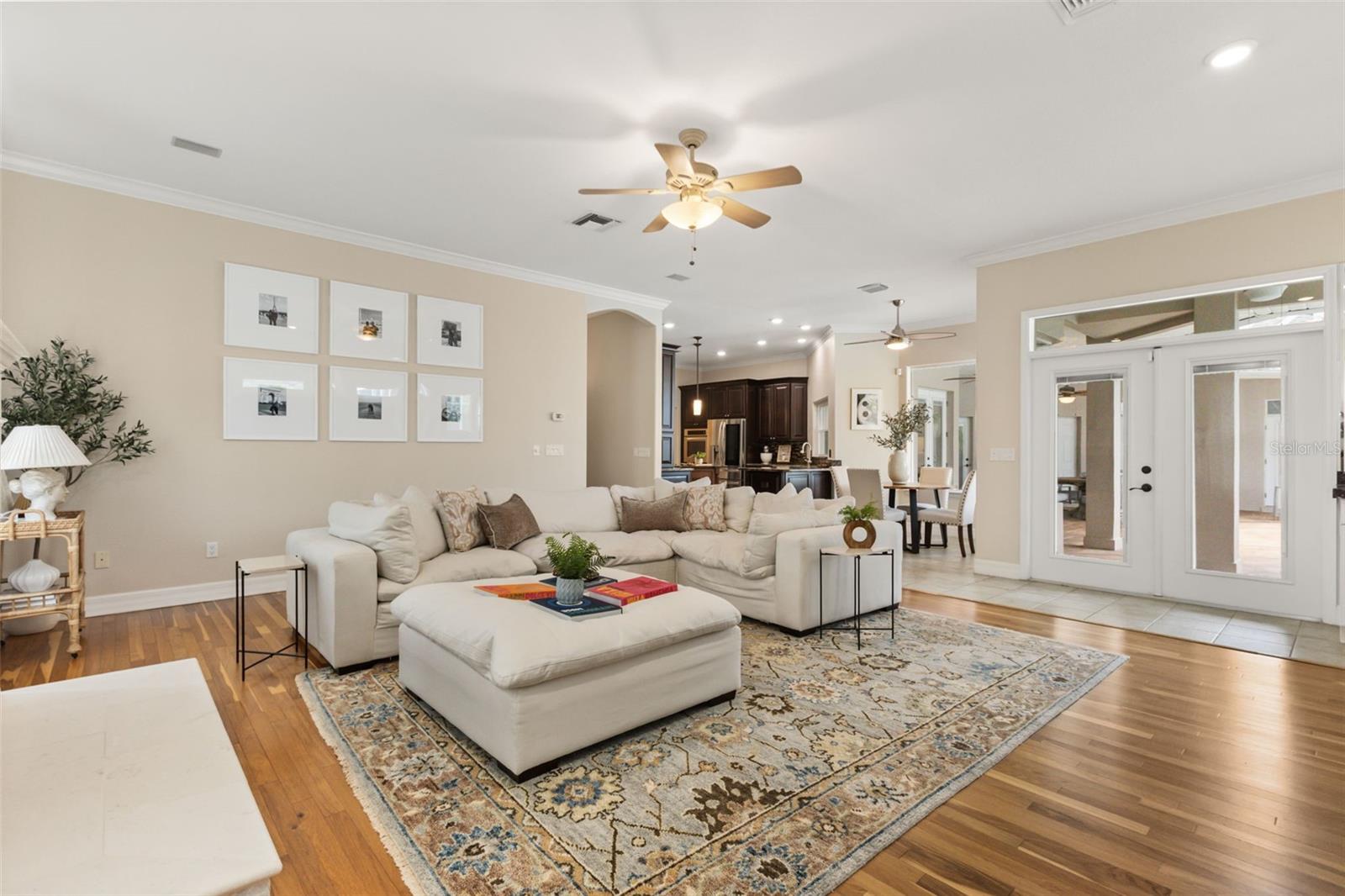 SQUIRREL POINT SUB - Residential