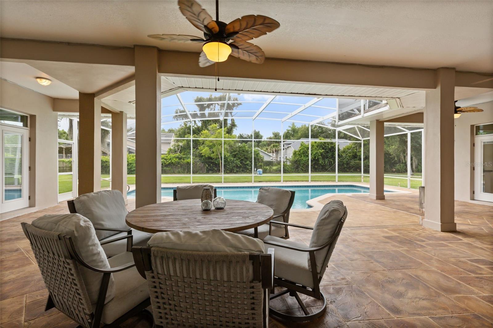 SQUIRREL POINT SUB - Residential