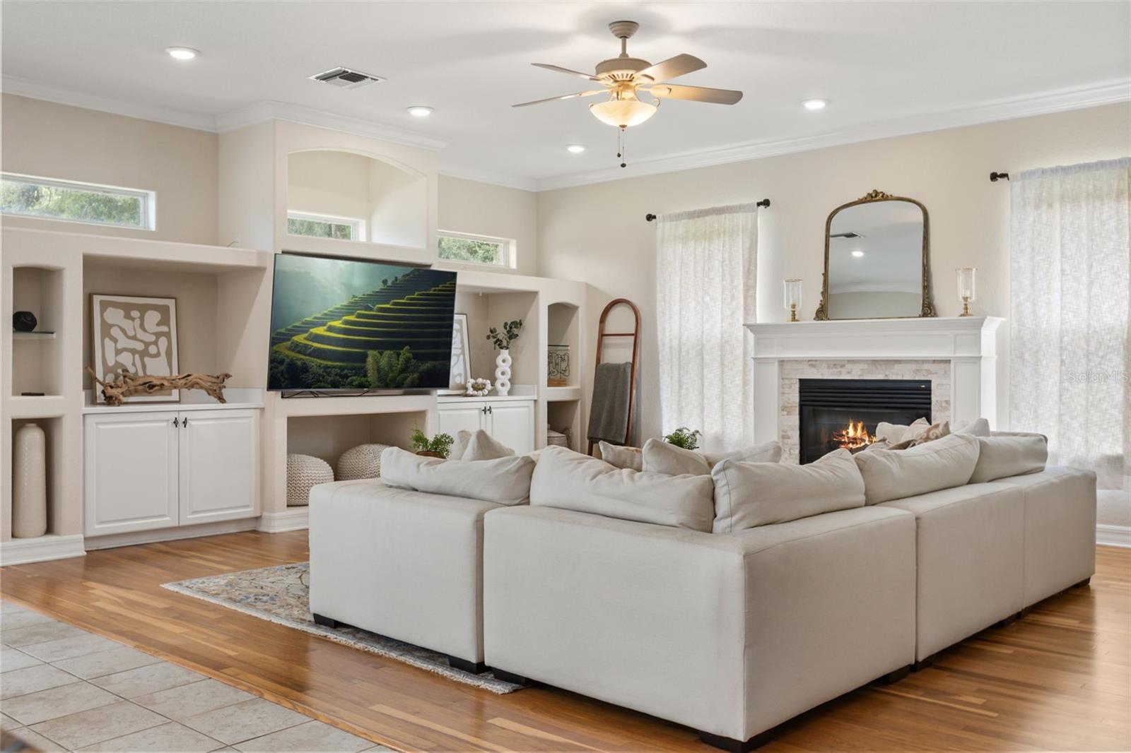 SQUIRREL POINT SUB - Residential