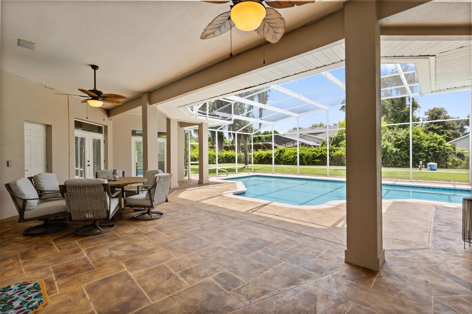 SQUIRREL POINT SUB - Residential