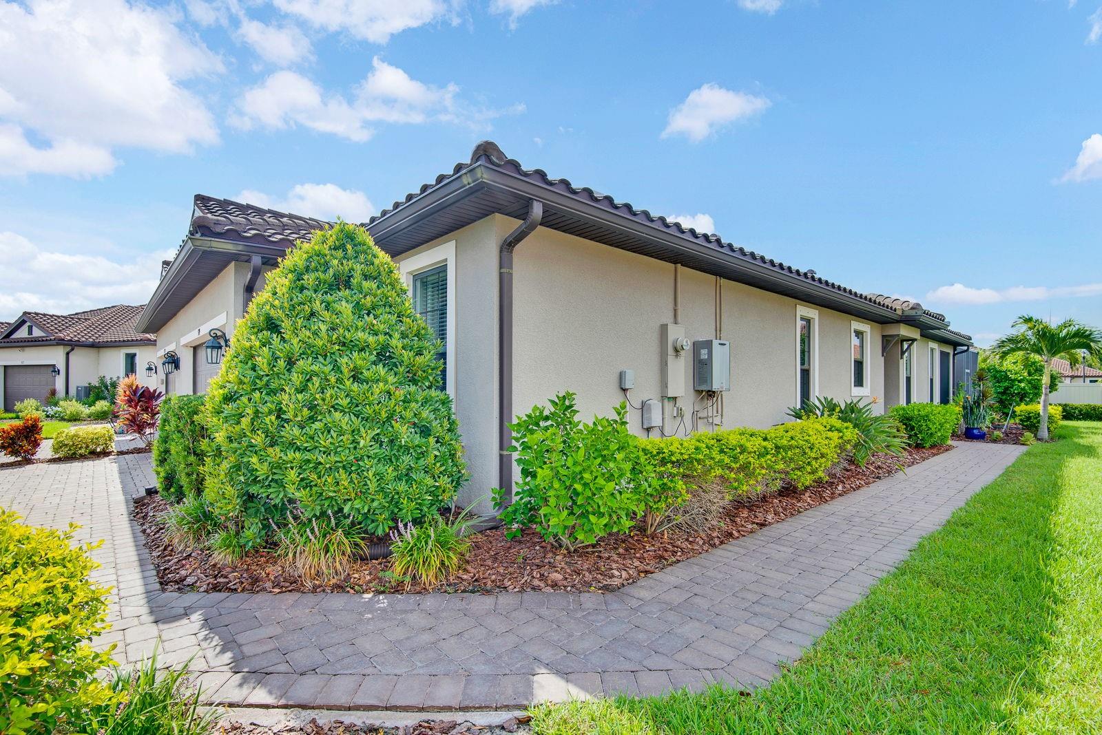 ARTISAN LAKES ESPLANADE PH IV SUBPH A, B, - Residential