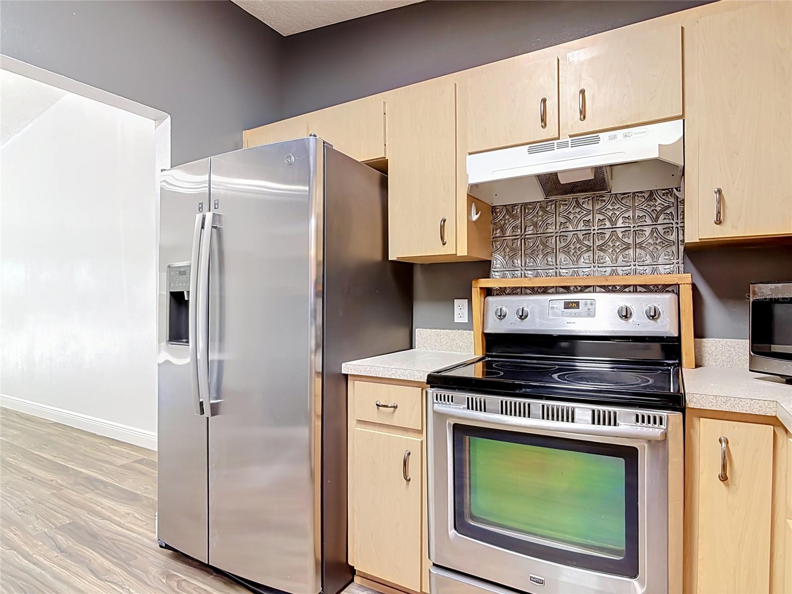GAS LITE SQUARE - Residential