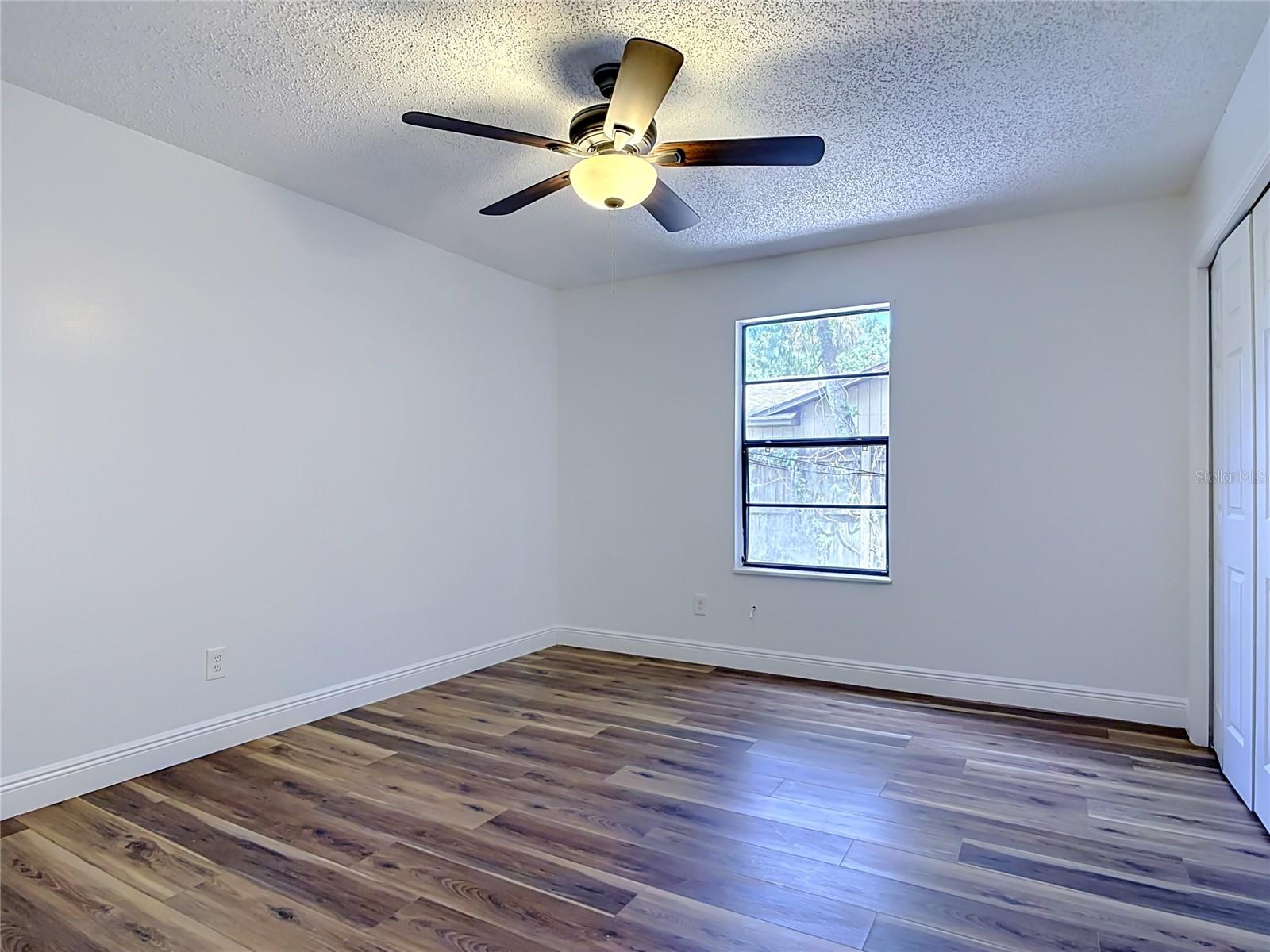 GAS LITE SQUARE - Residential