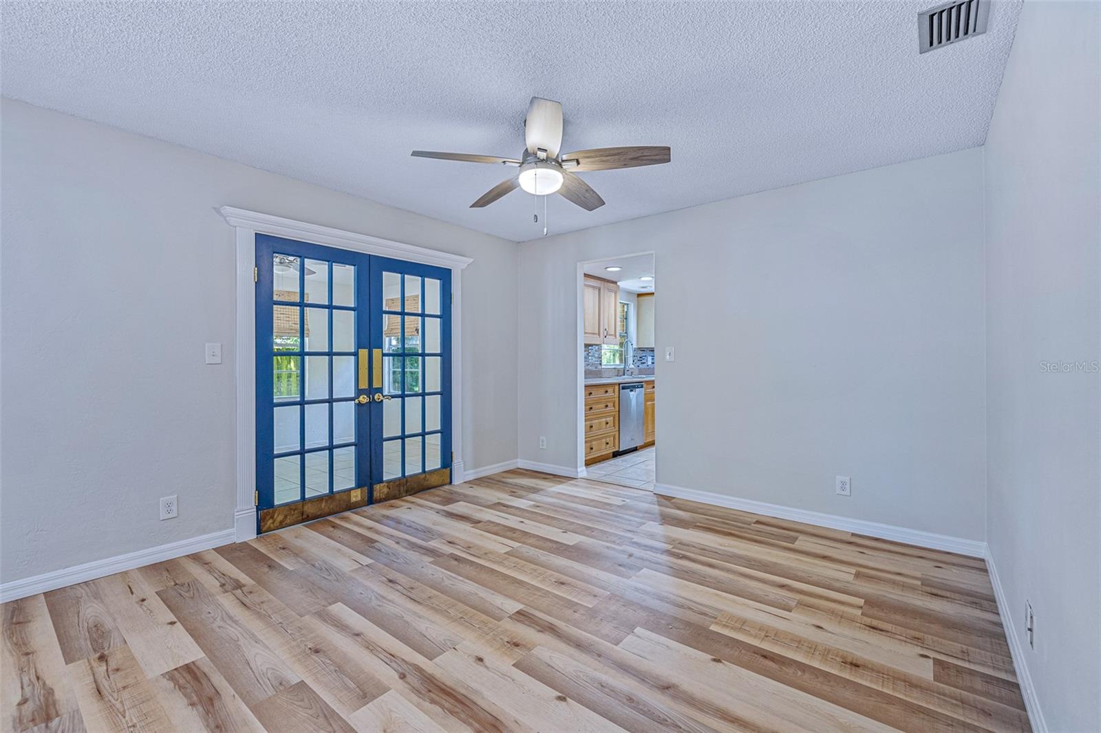BEACON WOODS UNIT 01 - Residential