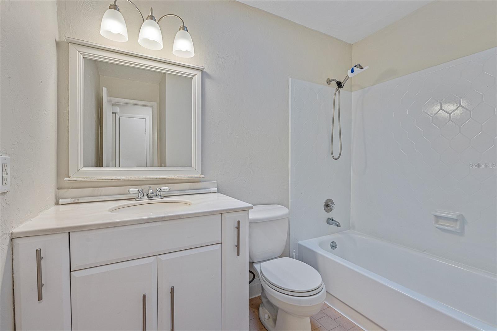BEACON WOODS UNIT 01 - Residential