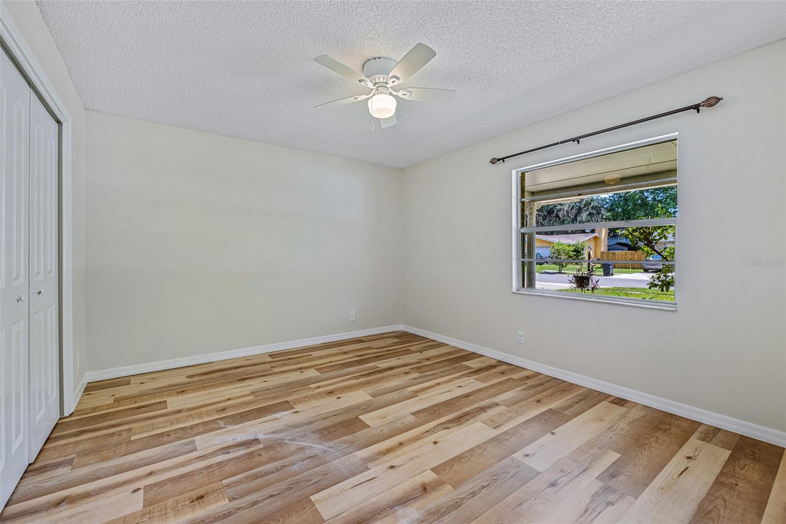 BEACON WOODS UNIT 01 - Residential