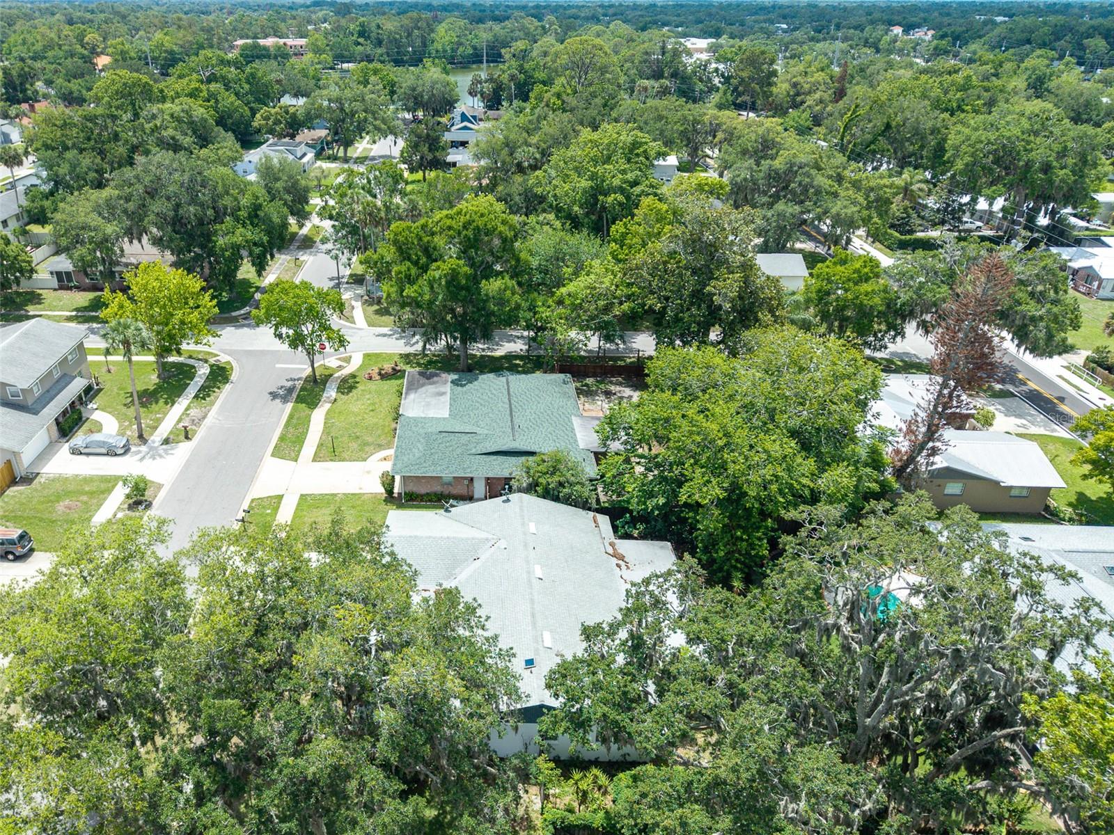 BEACON WOODS UNIT 01 - Residential