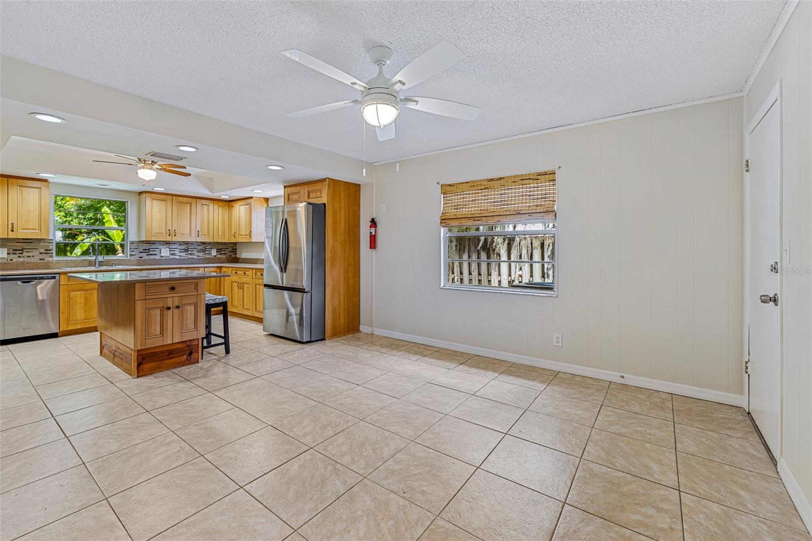 BEACON WOODS UNIT 01 - Residential