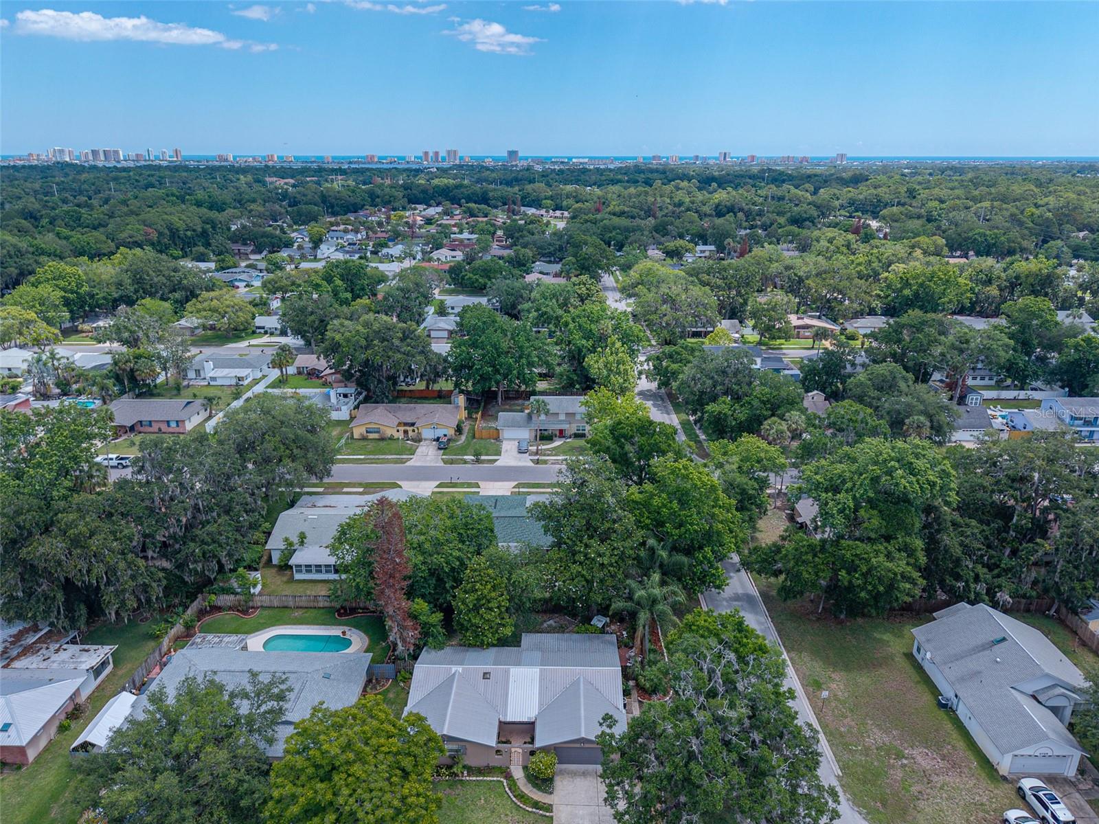 BEACON WOODS UNIT 01 - Residential