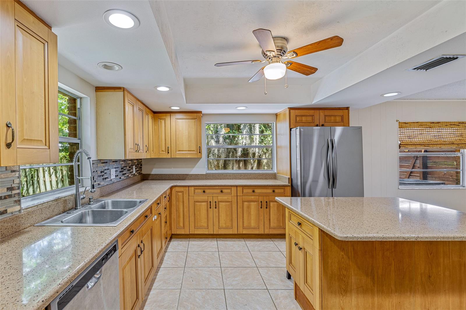 BEACON WOODS UNIT 01 - Residential