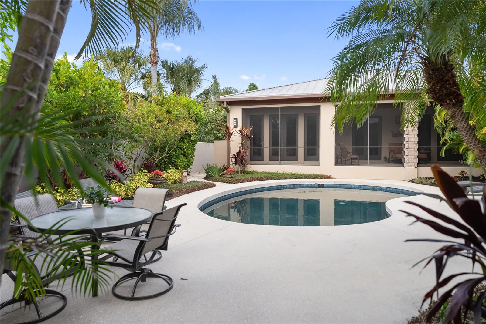 OYSTER BAY ESTATES - Residential