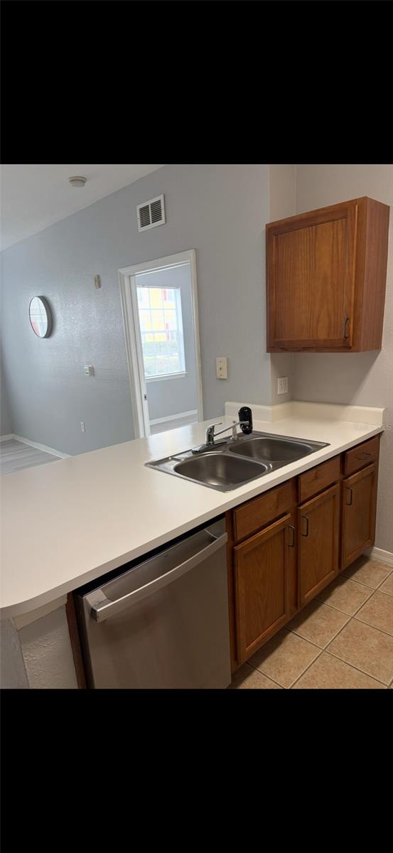 VILLA VALENCIA BLDG #8103 - Residential