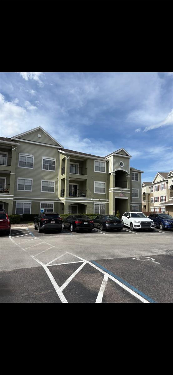 VILLA VALENCIA BLDG #8103 - Residential