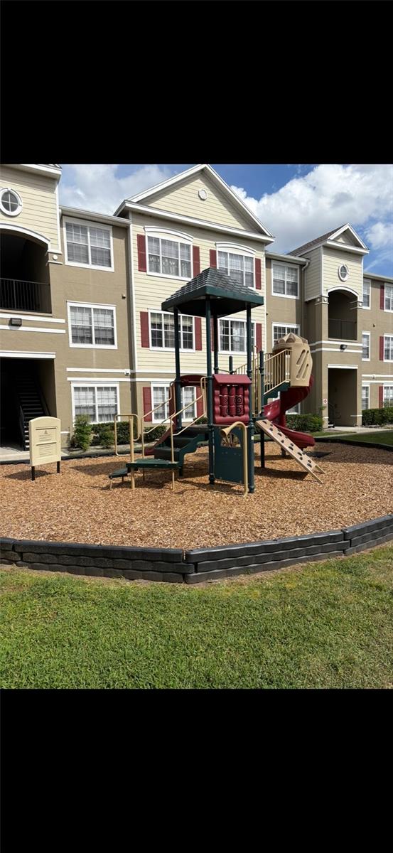 VILLA VALENCIA BLDG #8103 - Residential