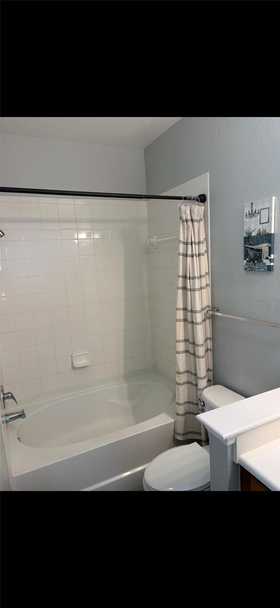 VILLA VALENCIA BLDG #8103 - Residential