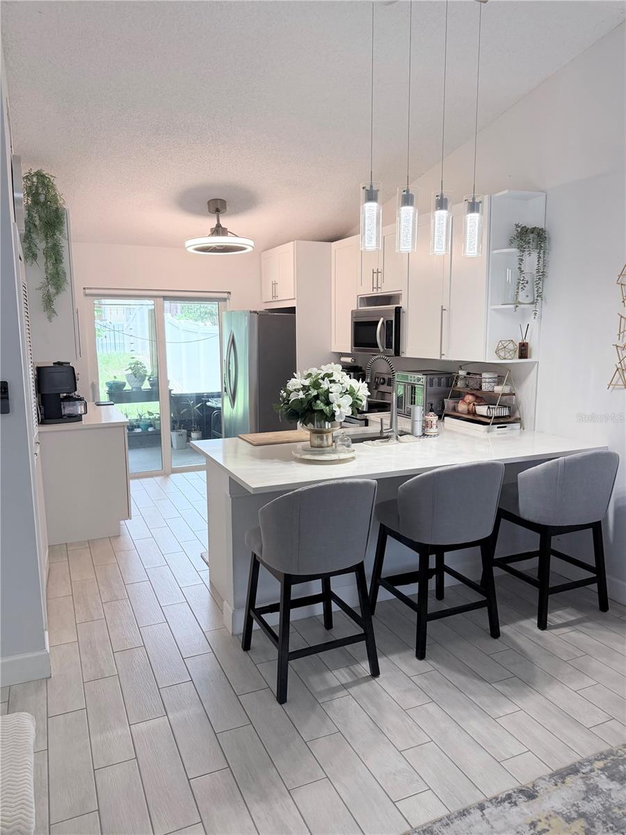 UNIVERSITY PLACE - Residential Lease