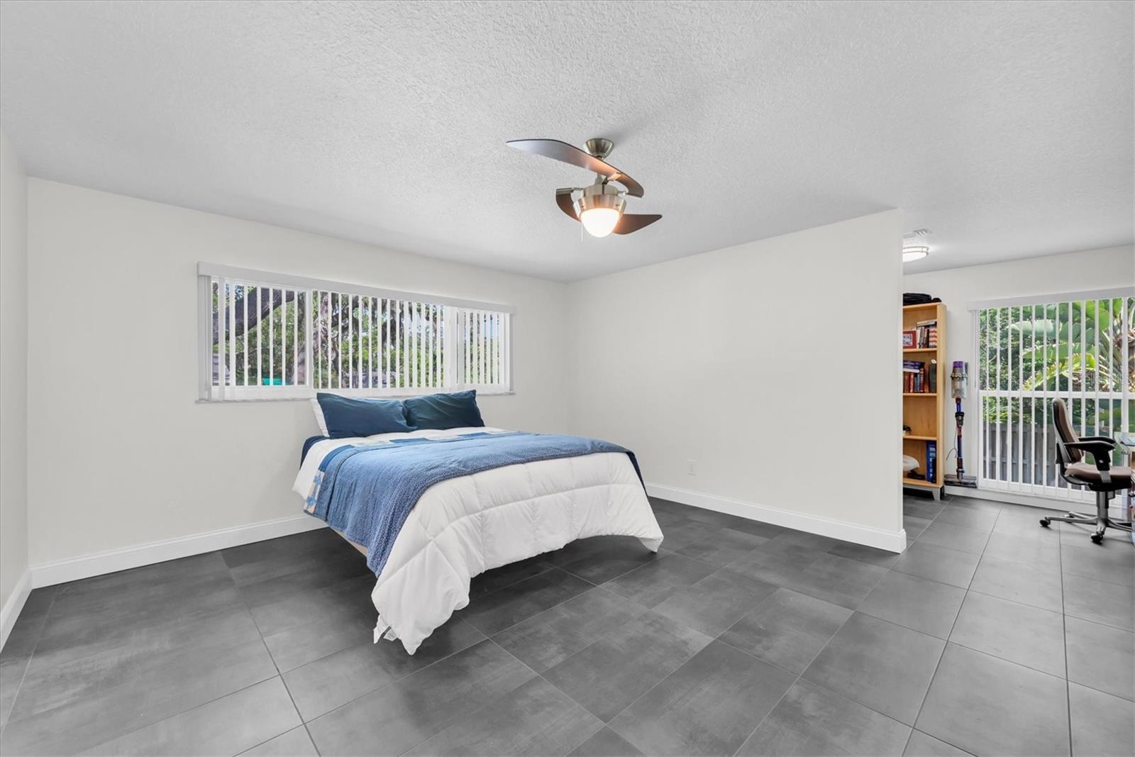 FAIRWAY ESTATES 4TH ADD - Residential