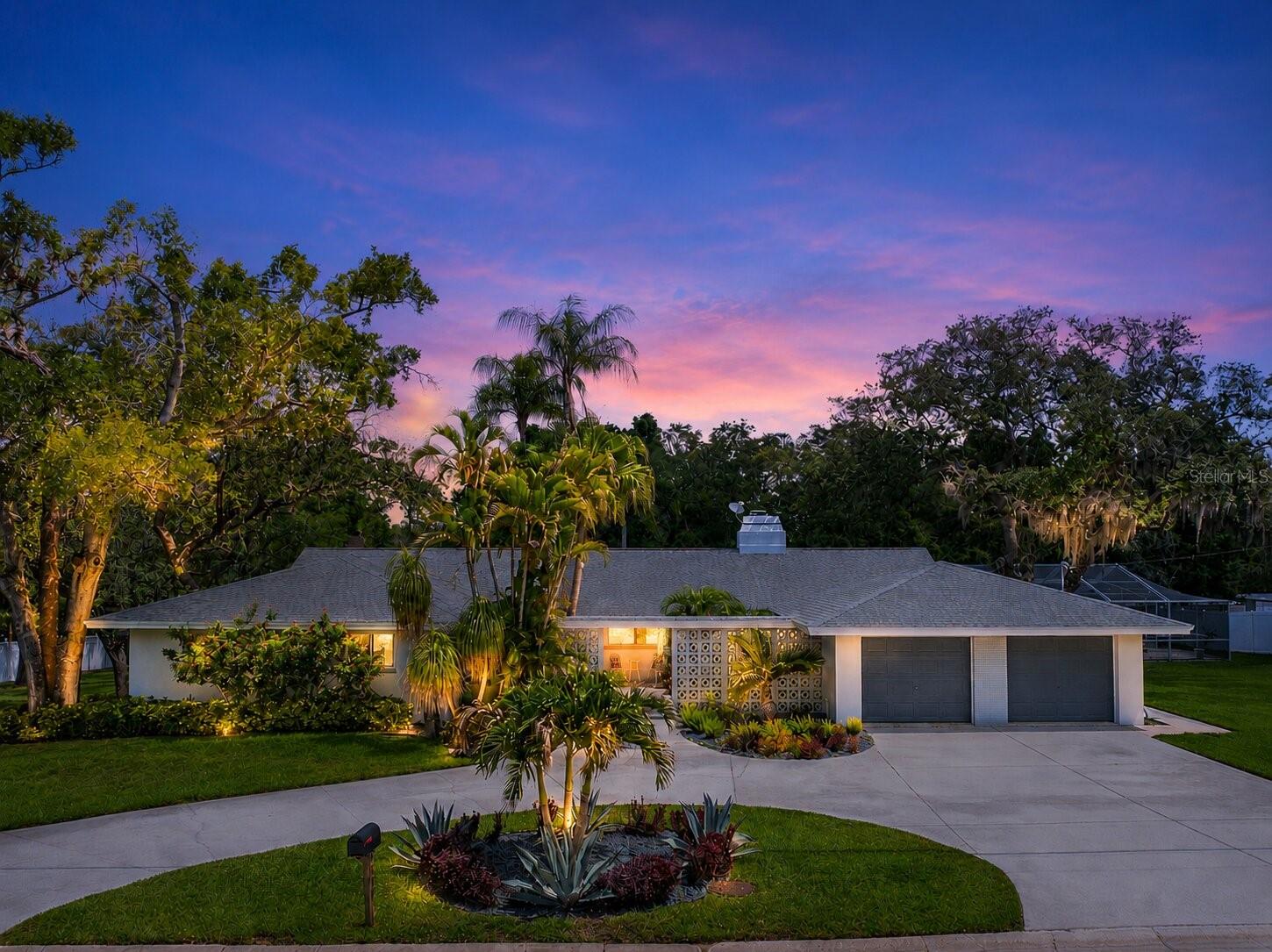 FAIRWAY ESTATES 4TH ADD - Residential