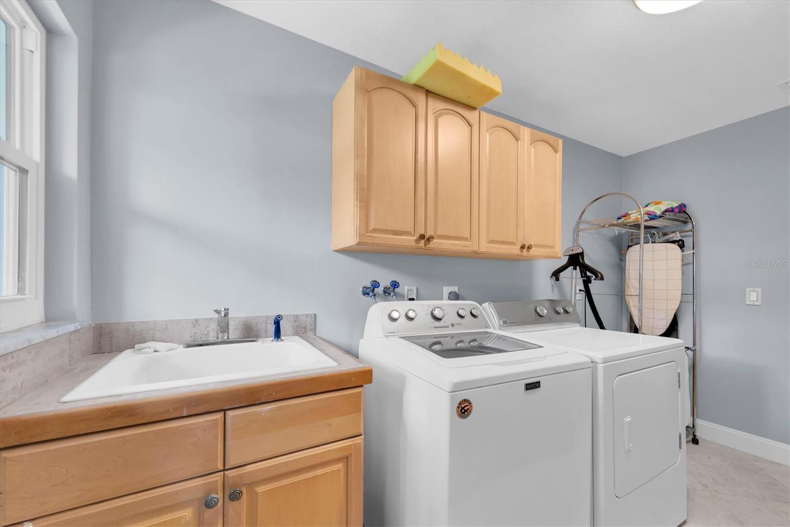 FAIRWAY ESTATES 4TH ADD - Residential