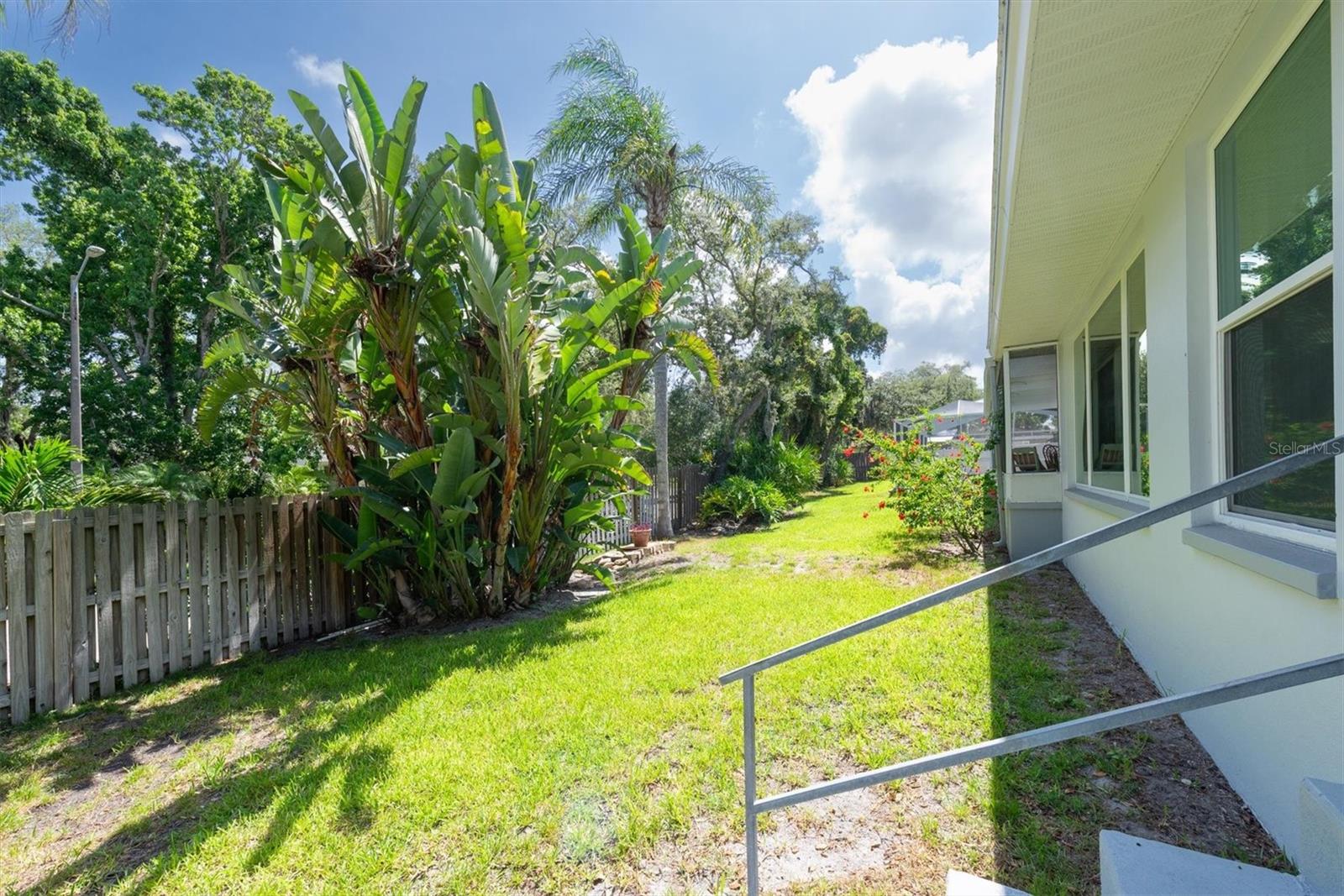 FAIRWAY ESTATES 4TH ADD - Residential