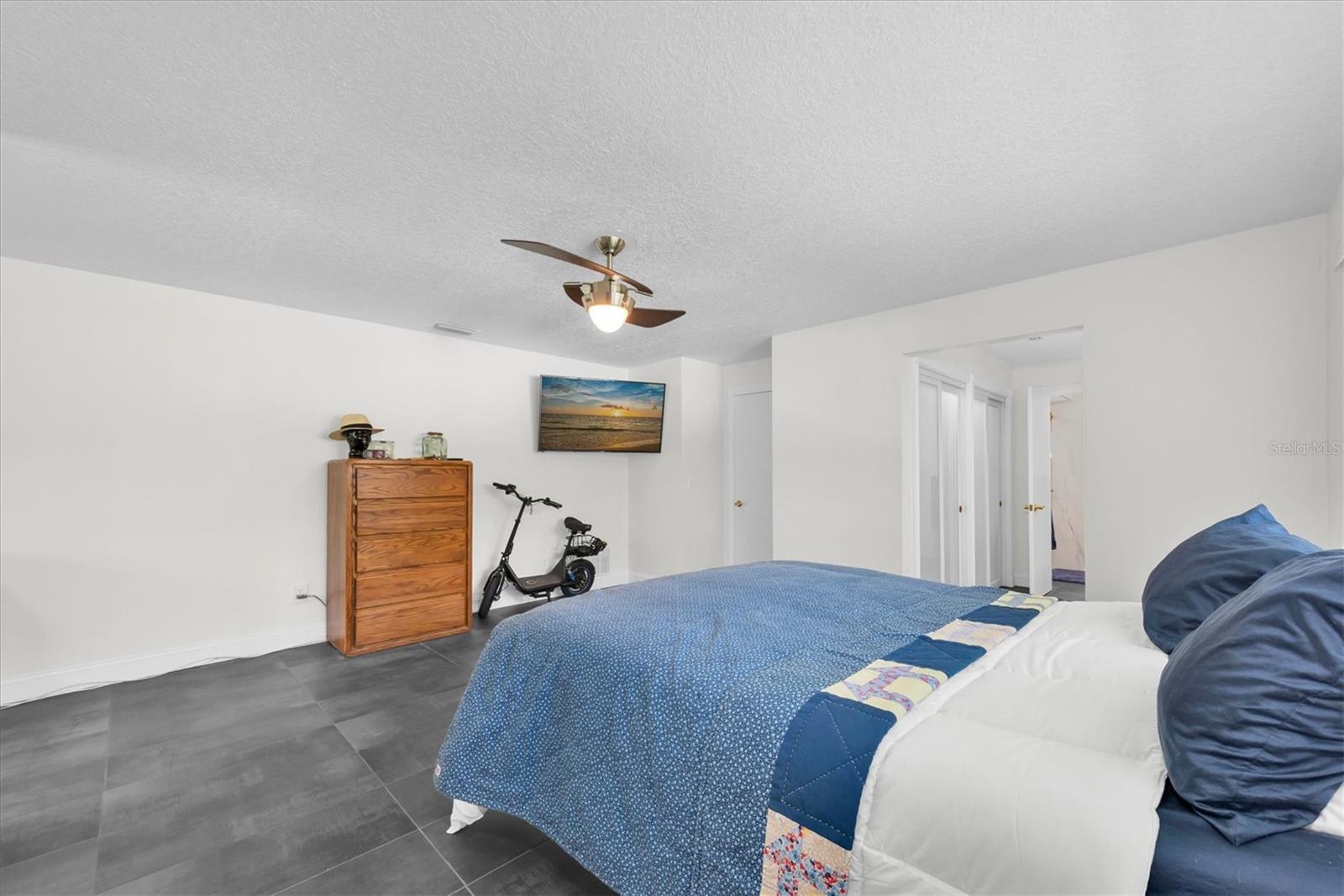 FAIRWAY ESTATES 4TH ADD - Residential