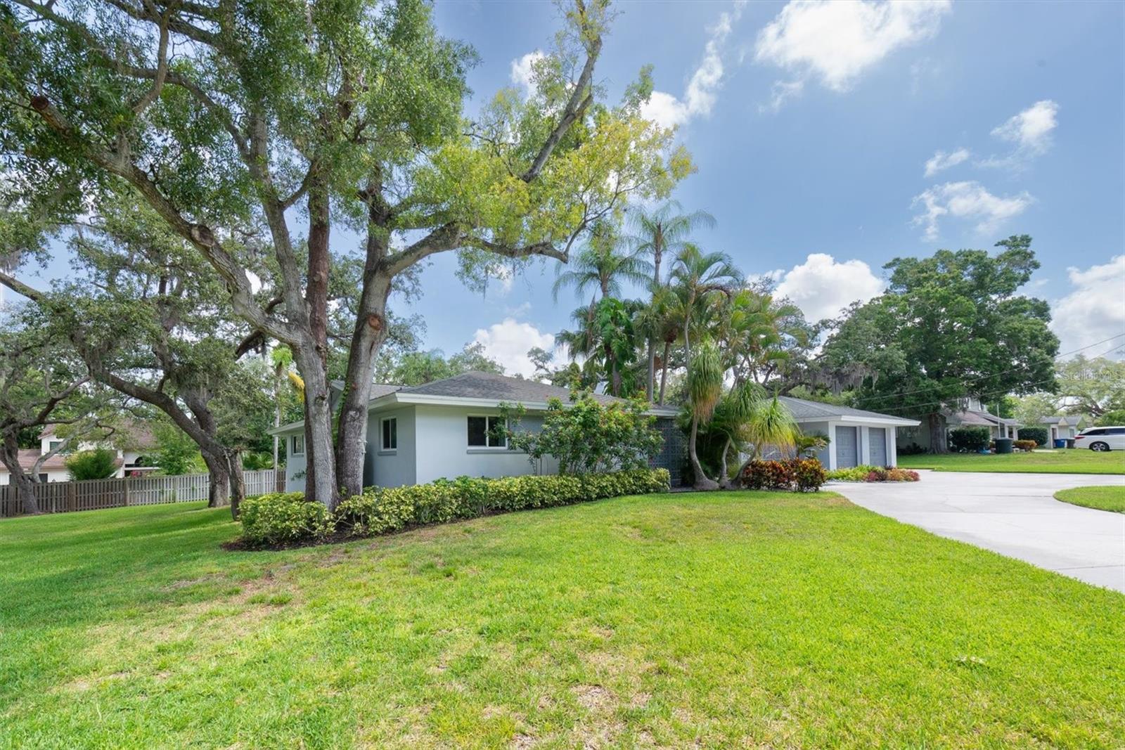 FAIRWAY ESTATES 4TH ADD - Residential