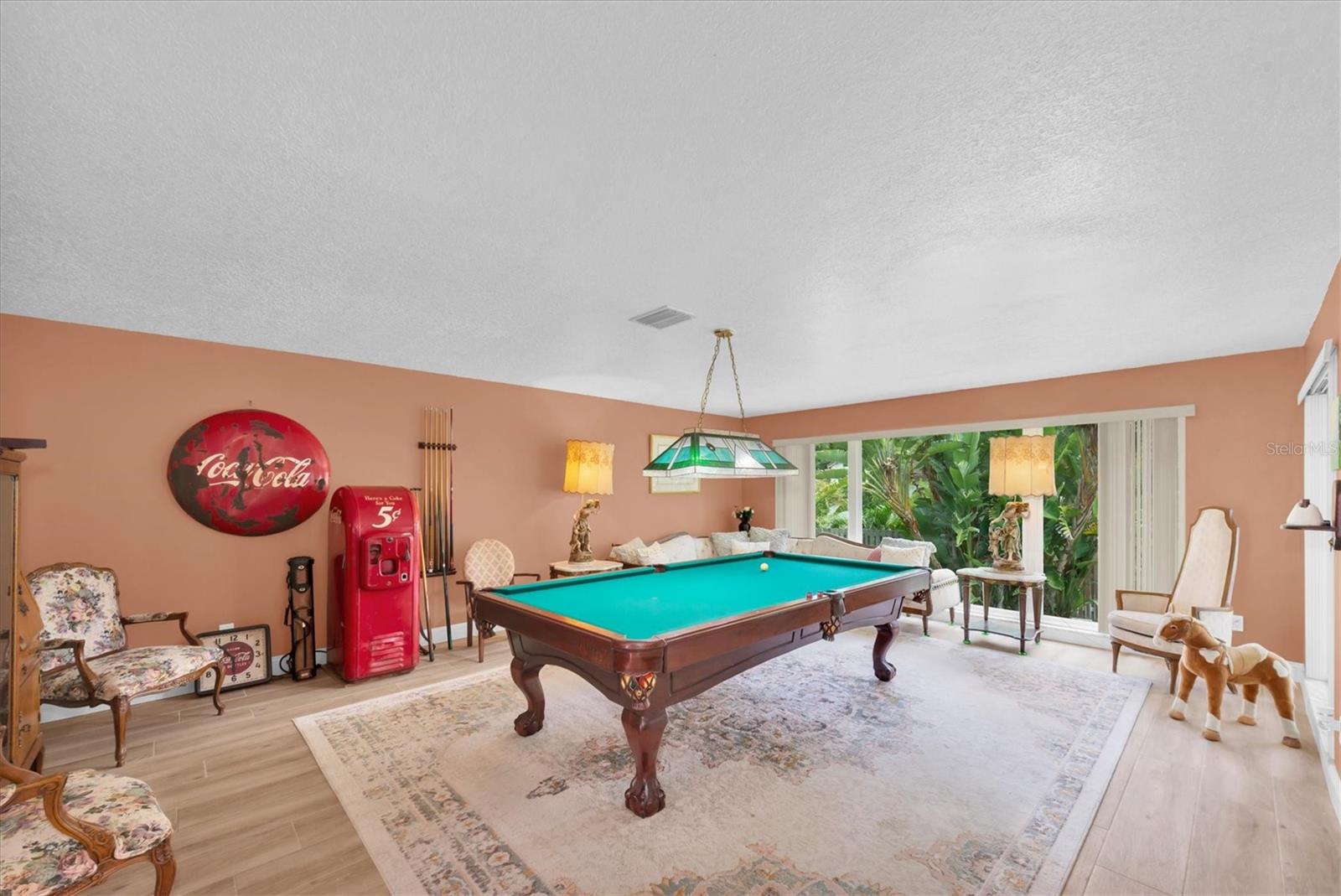 FAIRWAY ESTATES 4TH ADD - Residential