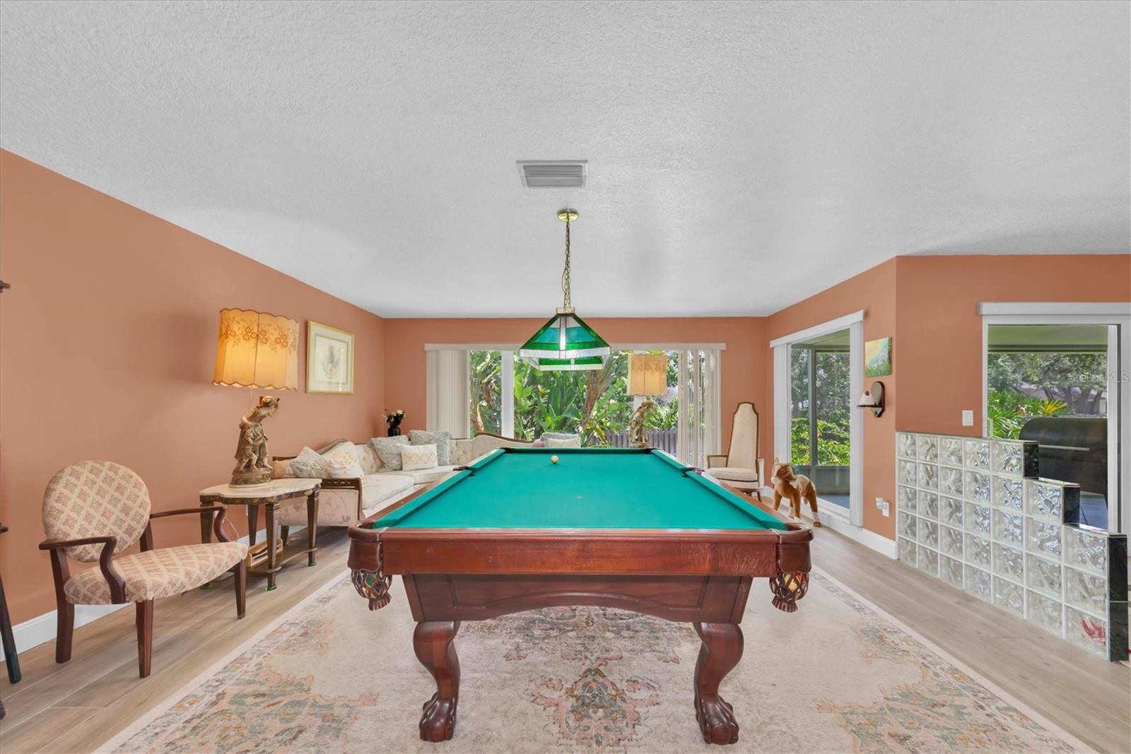 FAIRWAY ESTATES 4TH ADD - Residential
