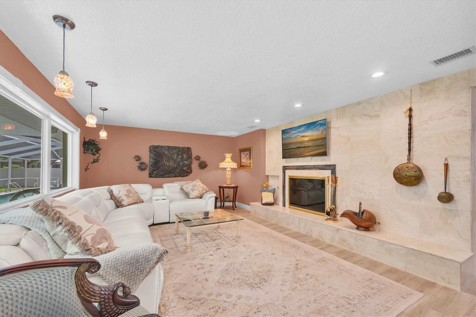 FAIRWAY ESTATES 4TH ADD - Residential