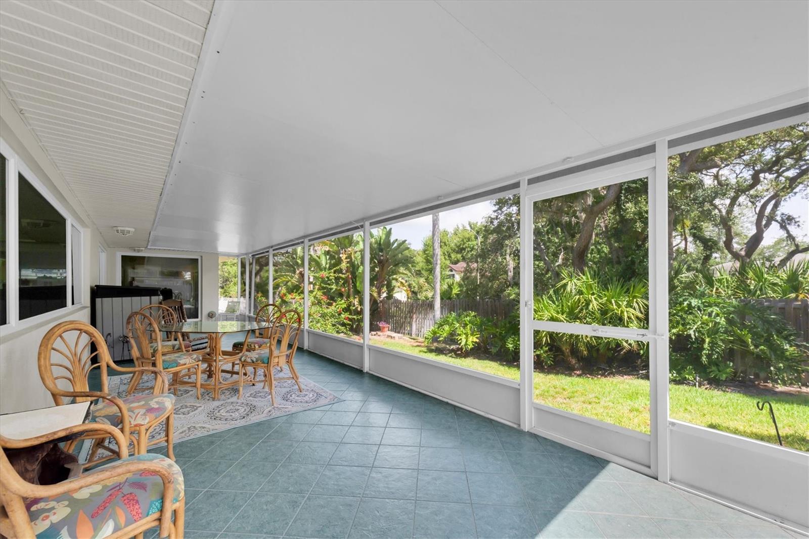 FAIRWAY ESTATES 4TH ADD - Residential
