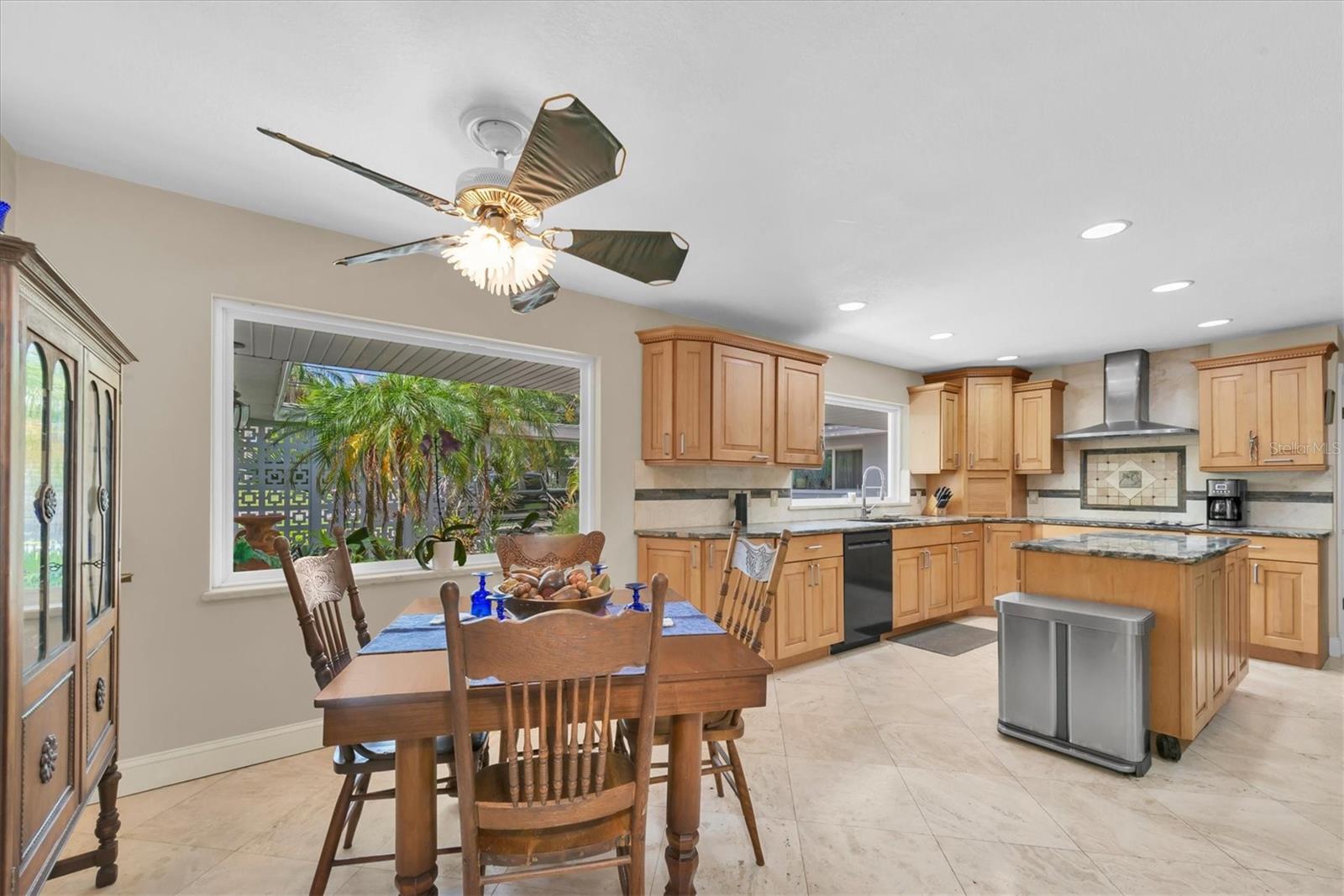FAIRWAY ESTATES 4TH ADD - Residential