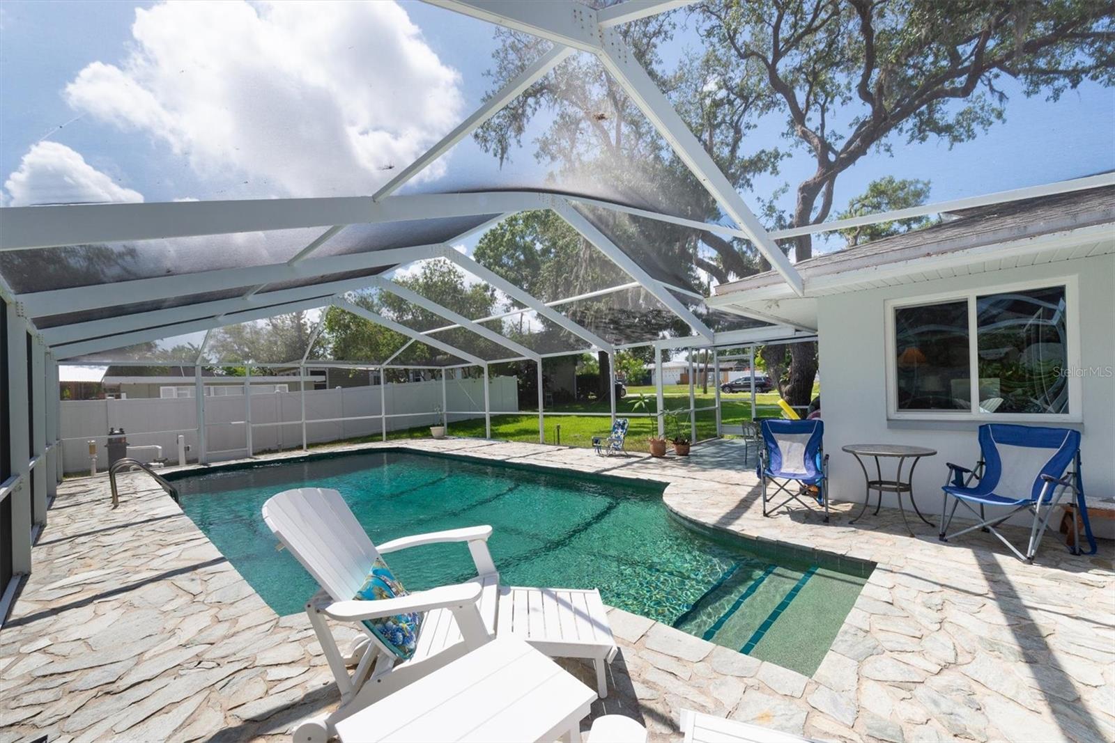 FAIRWAY ESTATES 4TH ADD - Residential