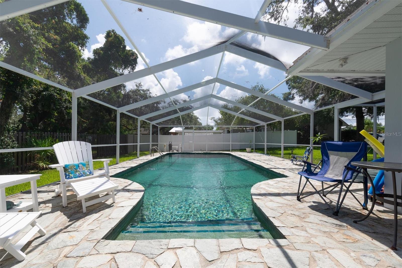 FAIRWAY ESTATES 4TH ADD - Residential