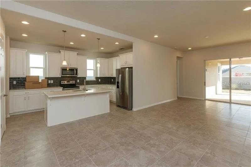 TAPESTRY PH 2 - Residential Lease