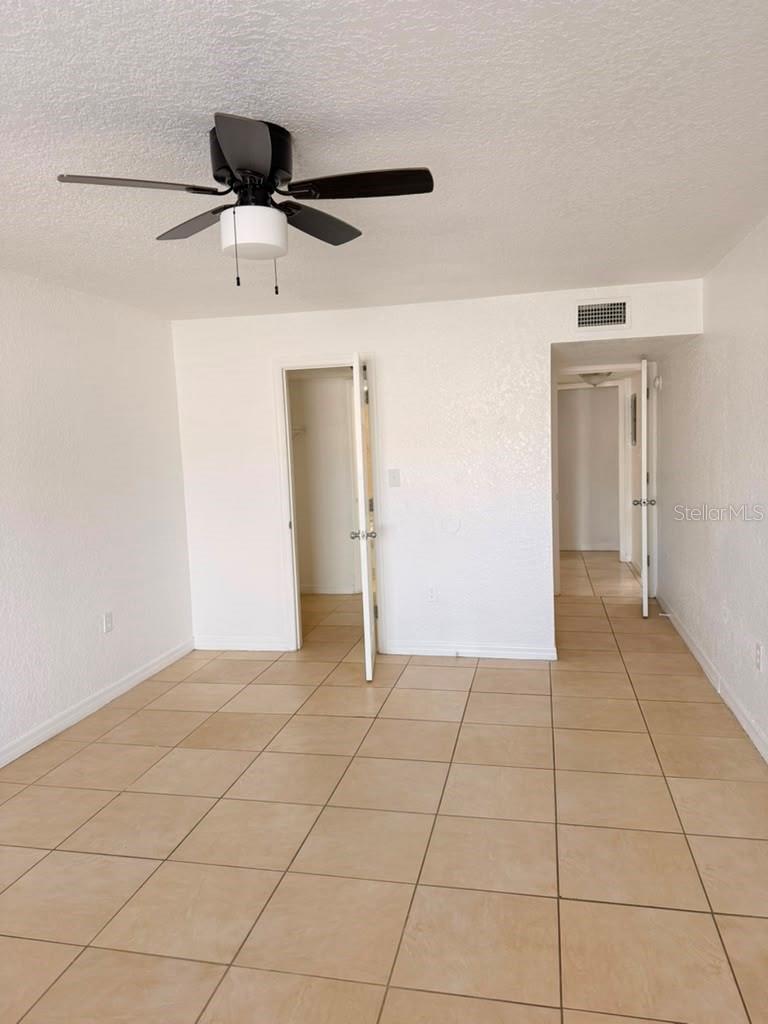 METRO/MICHIGAN PARK CONDO - Residential Lease