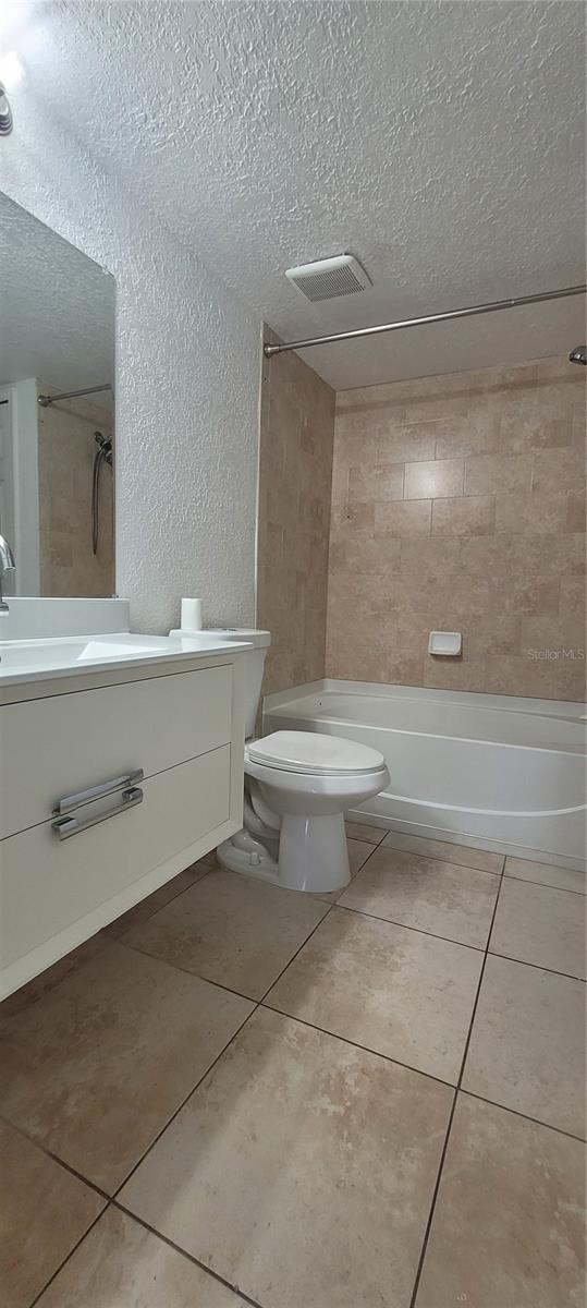 METRO/MICHIGAN PARK CONDO - Residential Lease