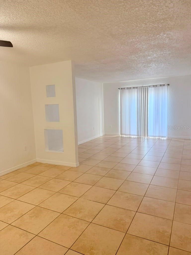 METRO/MICHIGAN PARK CONDO - Residential Lease