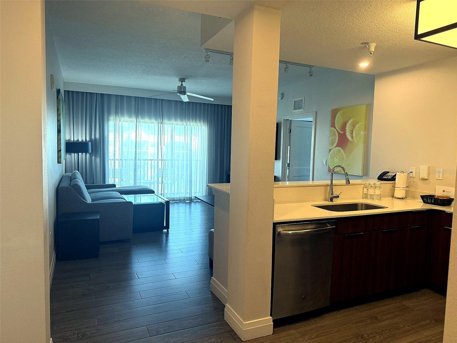 GROVE RESIDENCE & SPA HOTEL CONDO II - Residential