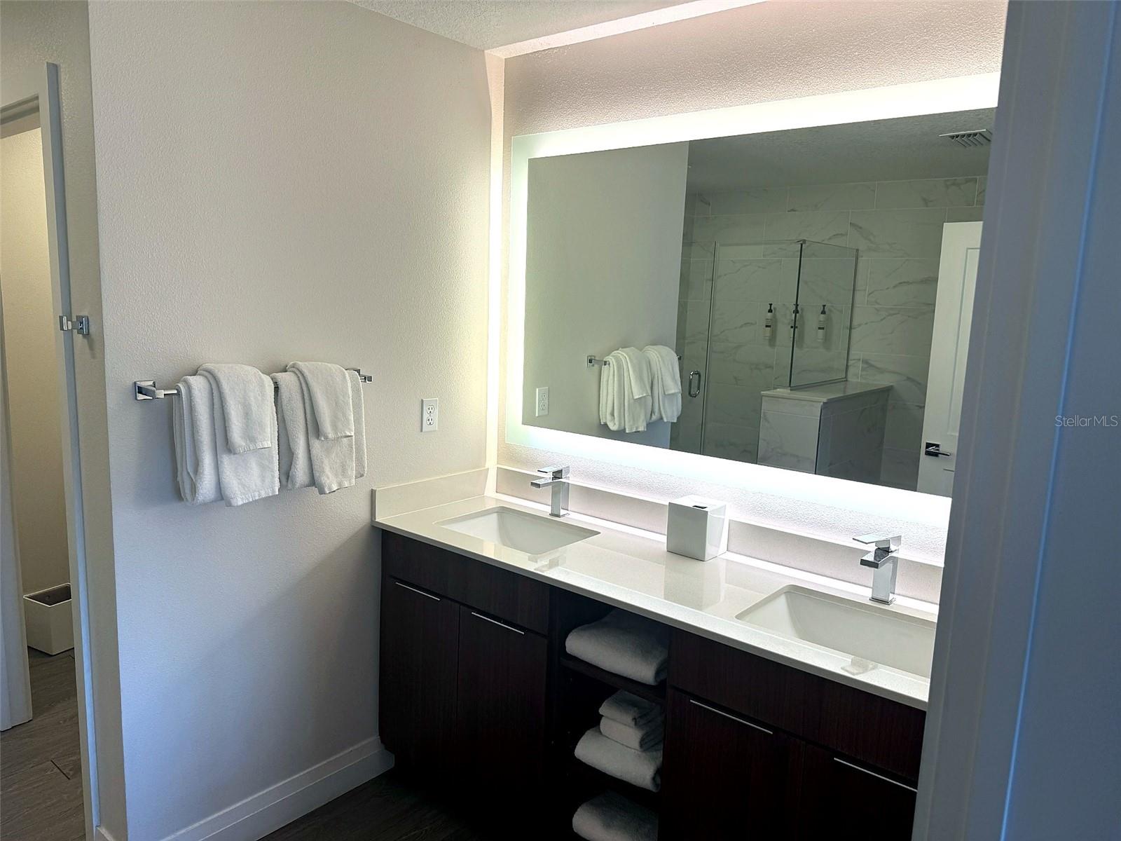 GROVE RESIDENCE & SPA HOTEL CONDO II - Residential