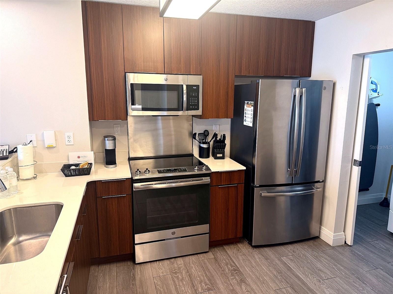GROVE RESIDENCE & SPA HOTEL CONDO II - Residential