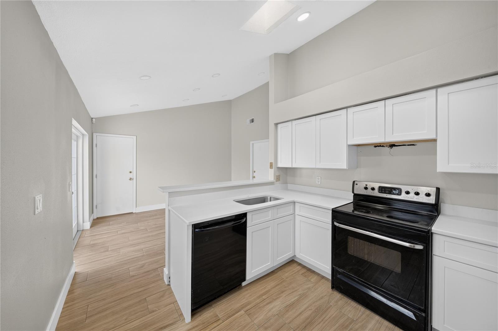ARLINGTON PARK - Residential