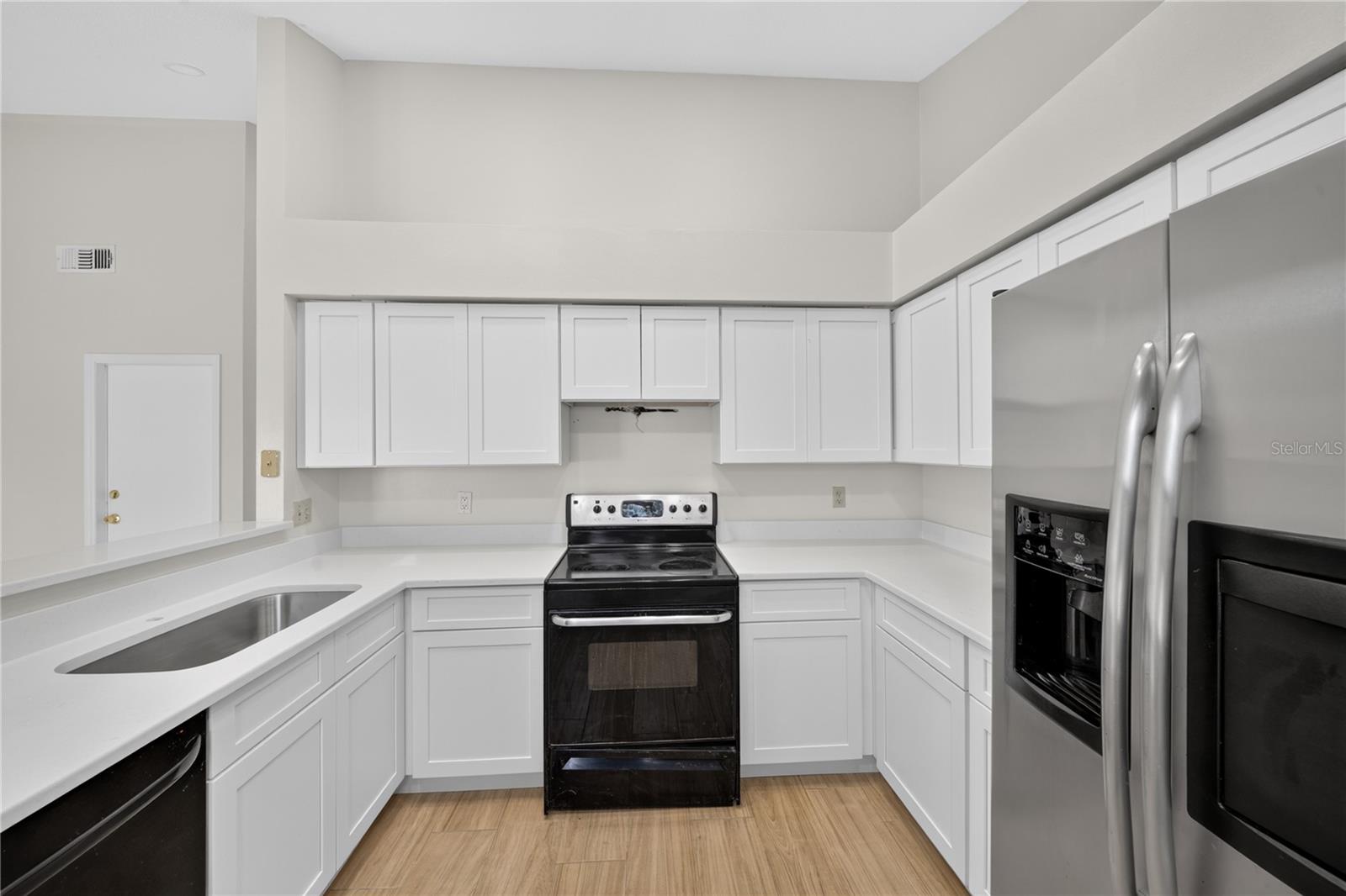 ARLINGTON PARK - Residential