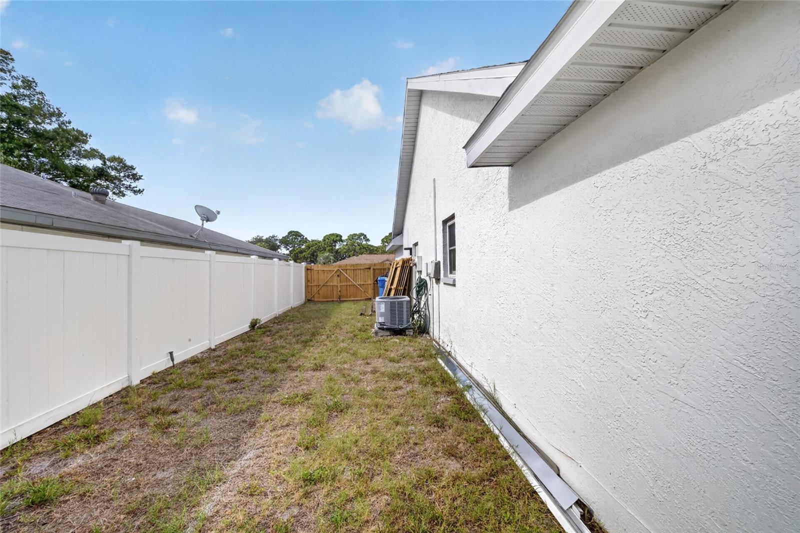 ARLINGTON PARK - Residential